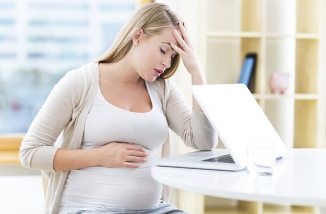 Постоянное стрессовое состояние беременной женщины