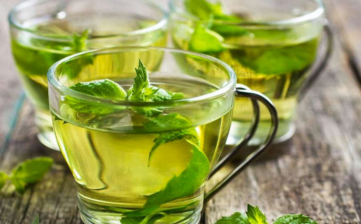 выпить зеленый чай